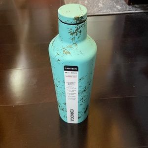 Corkcicle NWT 16oz canteen